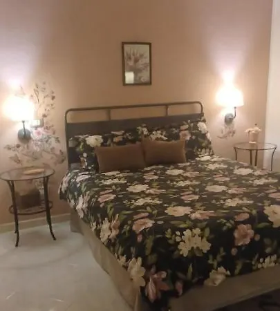Dimora Di Vittorina שיקלי